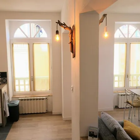 Appartement Cosy Entierement Renove Bagneres-de-Bigorre Exterior photo